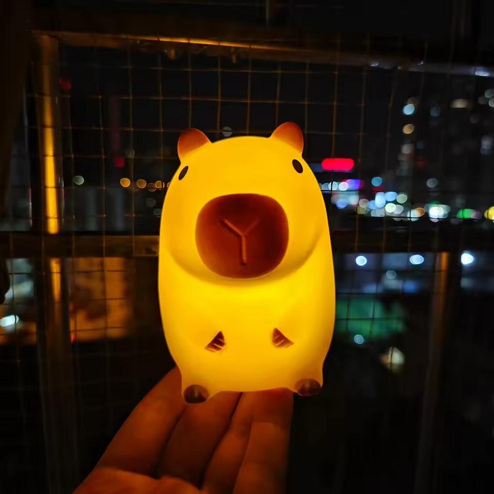 UpSunnie Capybara Lamp